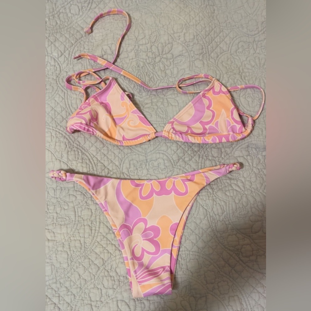 Kulani Kinis Bikini